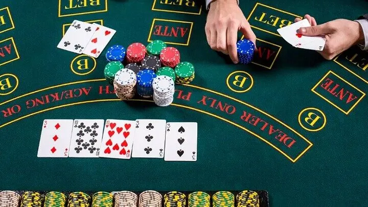 Hướng dẫn các bước chơi game Poker online
